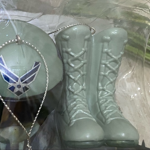 Kurt S Adler US Air Force Christmas Ornament Set Helmet & Boots - Picture 3 of 7